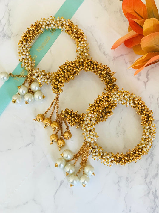 Gold Plated Pearl Bracelet: Adjustable Retractable Design