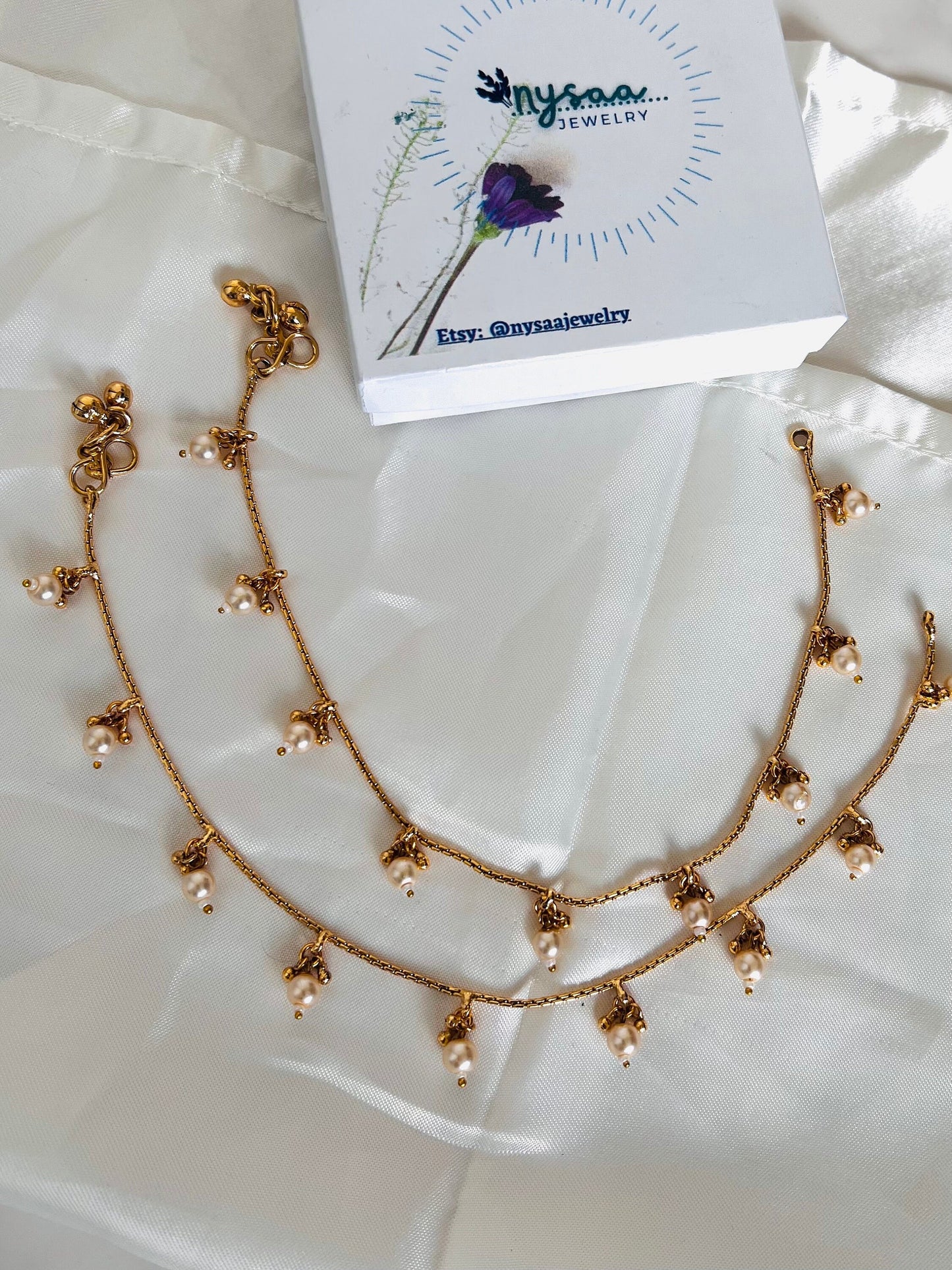 Nysaa gold plated multicolored beads anklet