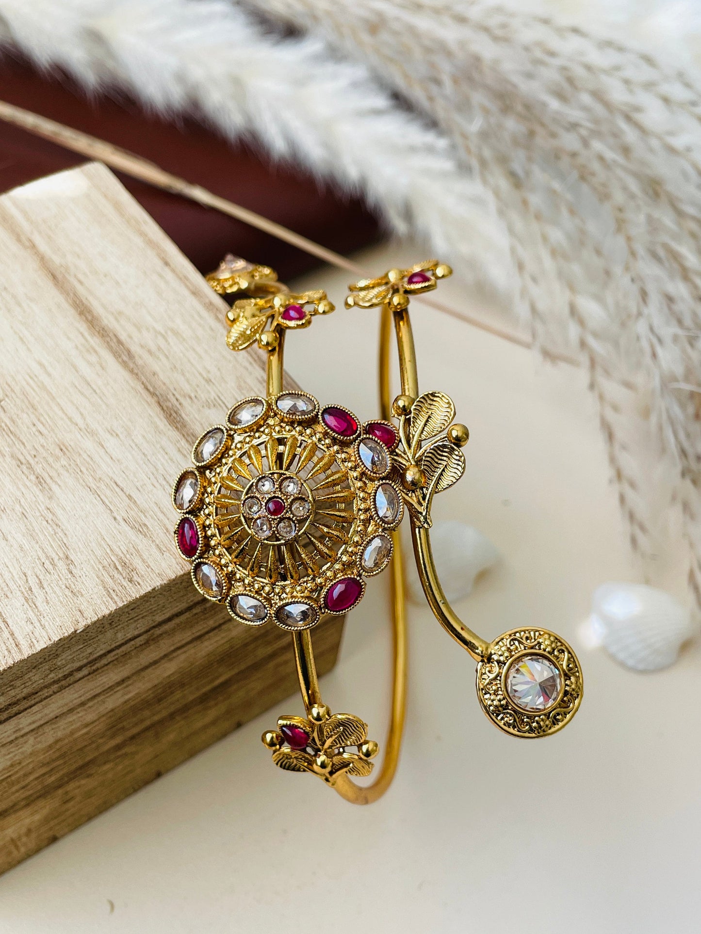 Restocked : Bajuband Armlet Arm band Indian jewlery Adjustable Vamki Gold plated