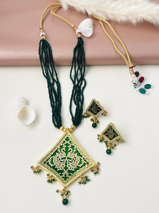 Gold plated dark green thewa necklace set