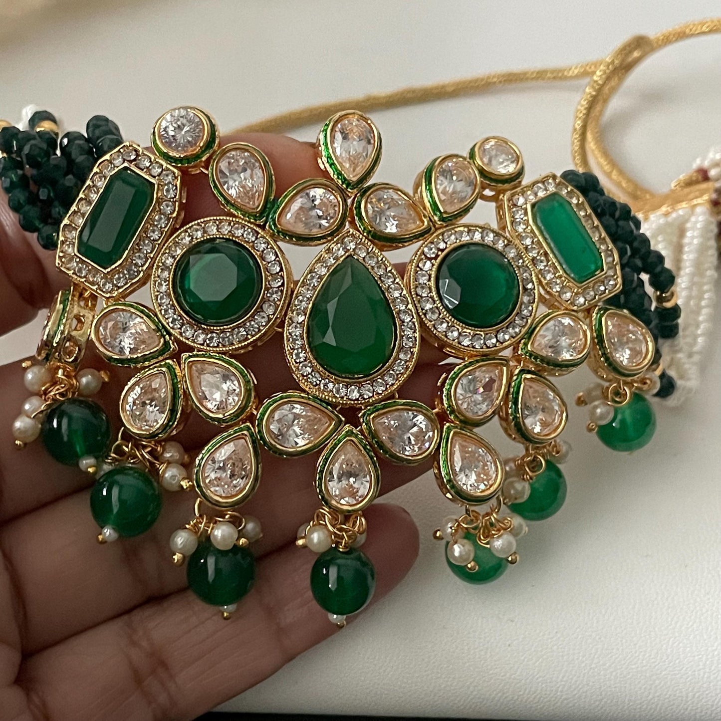 Green gold plated Kundan Choker Necklace Set or a collar neckpiece