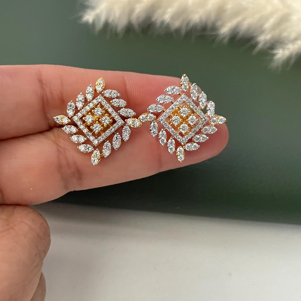 Cubic Zirconia small studs Earrings: square earrings