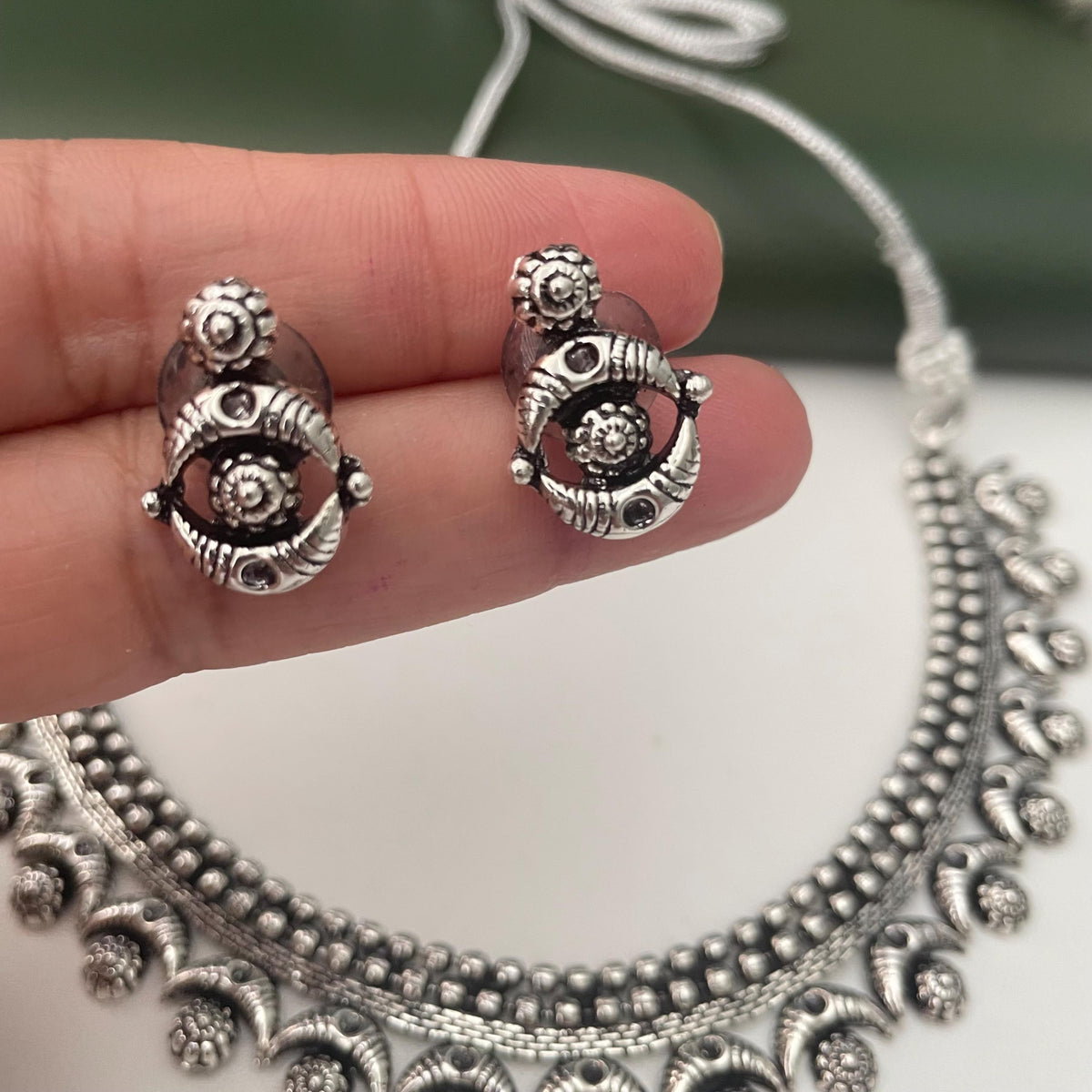 Small Oxidised necklace set with matching earrings