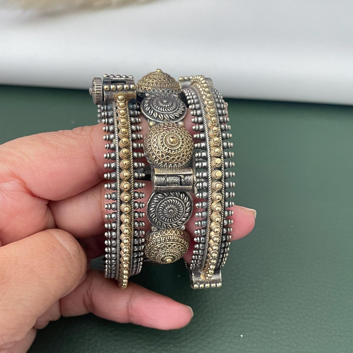 Dual tone oxidized openable bangles