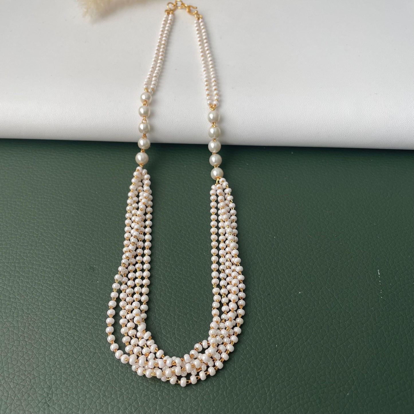 Pearl mala : Multisrand pearl necklaces