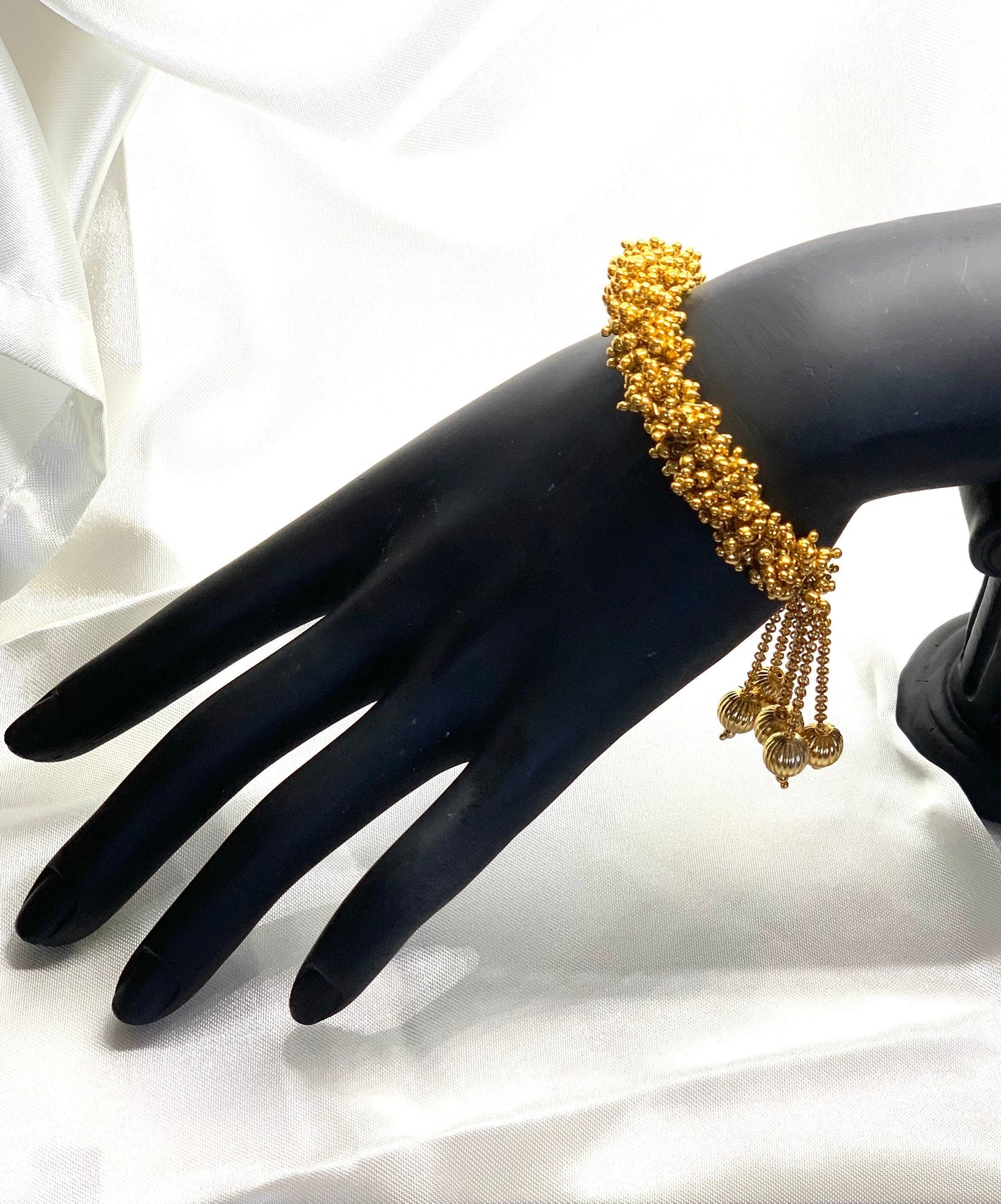 Gold Plated Pearl Bracelet: Adjustable Retractable Design