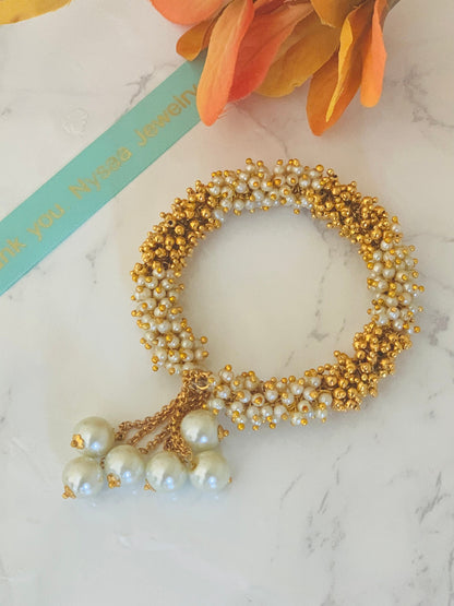 Gold Plated Pearl Bracelet: Adjustable Retractable Design