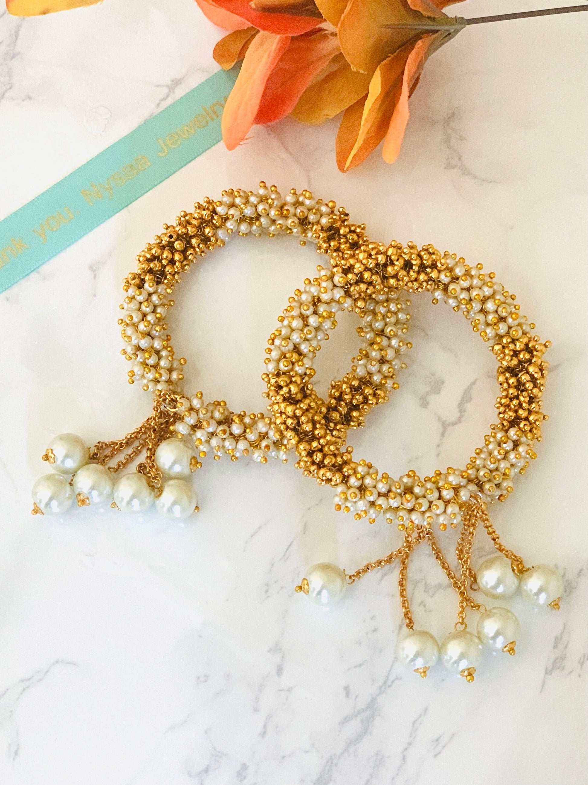 Gold Plated Pearl Bracelet: Adjustable Retractable Design