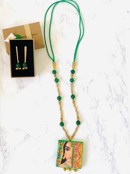 Hand-Painted Ganesha Pendant Necklace: Beaded Indian Ethnic Jewelry