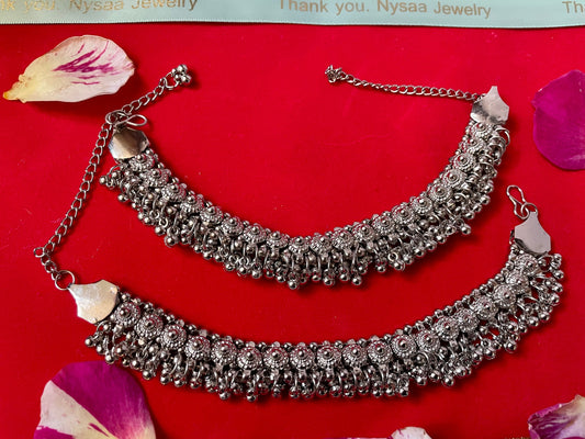 Kid’s Oxidized Ghungroo Payal Anklet: Bollywood Golusu
