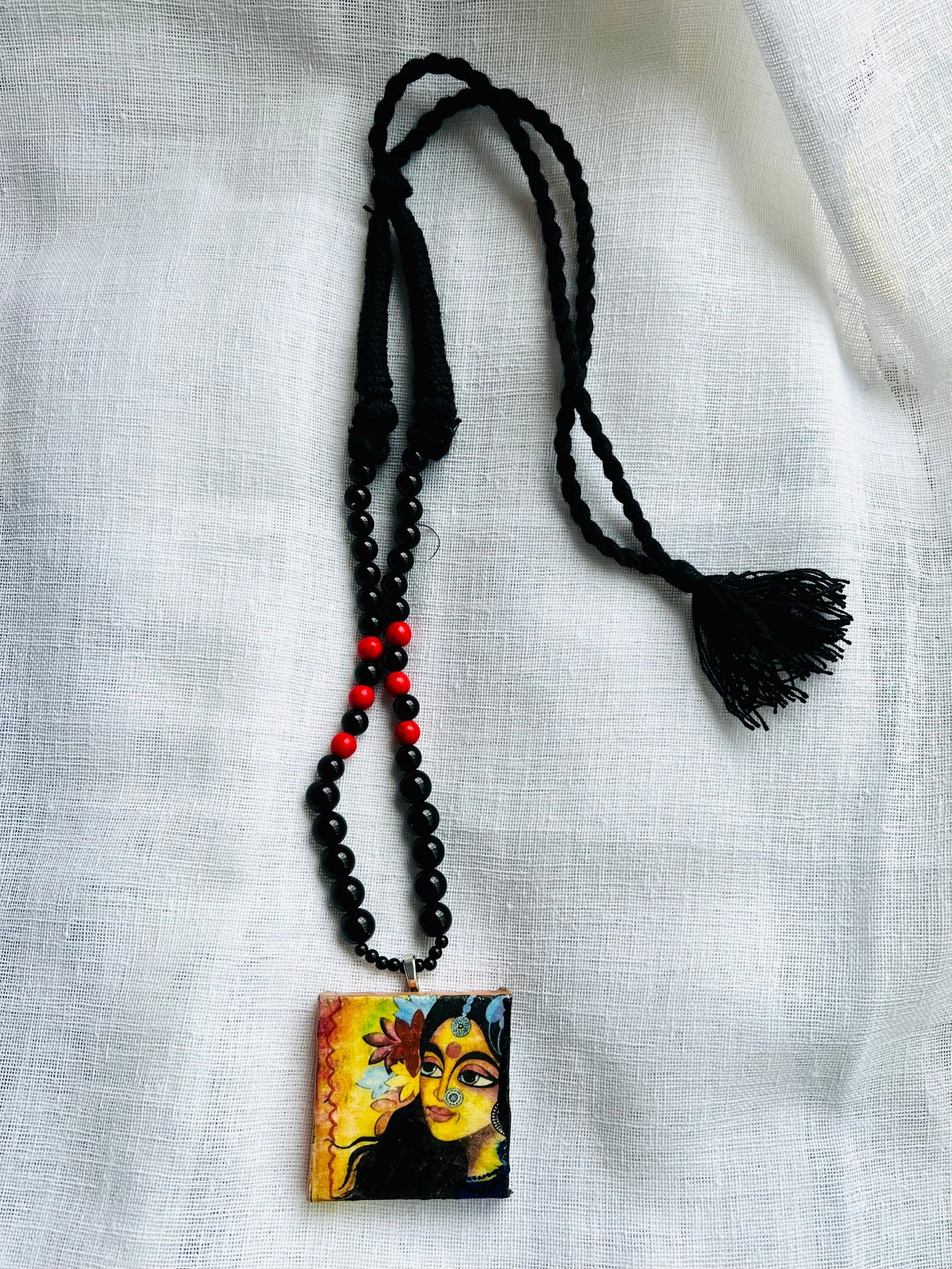 Hand-Painted Ganesha Pendant Necklace: Beaded Indian Ethnic Jewelry