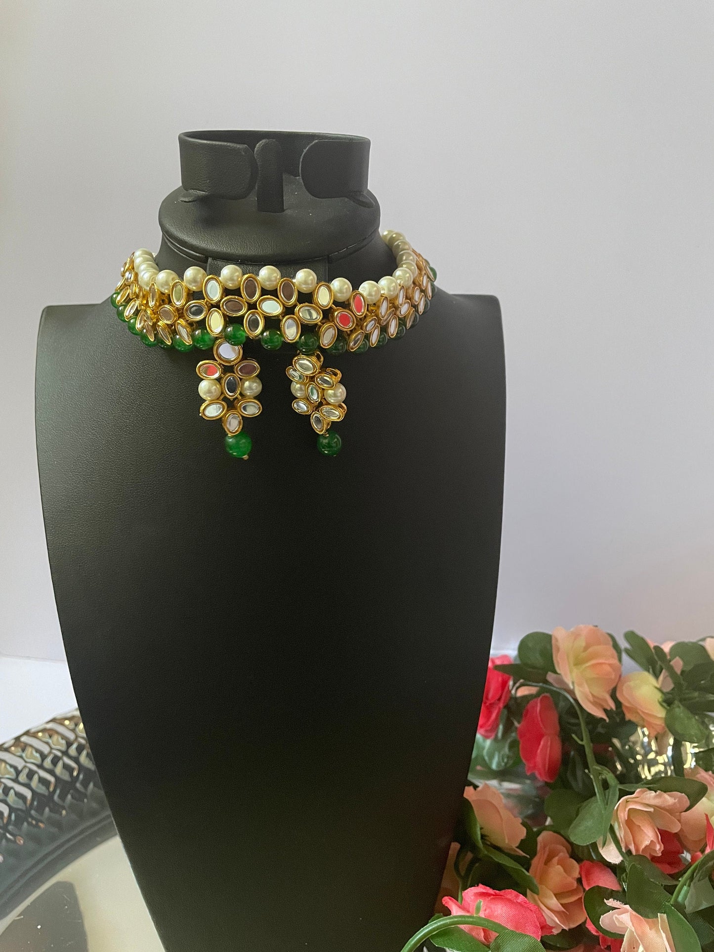 Kundan Mirror Choker Necklace Set: Green Earrings, Pearl Jewelry