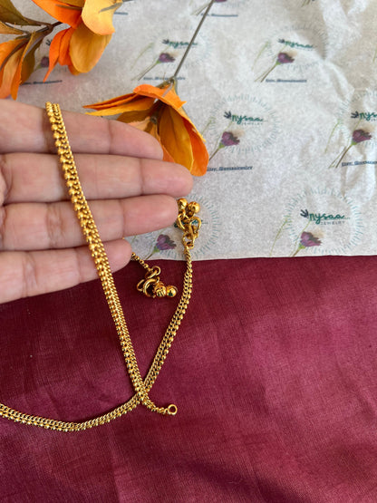 Gold Plated Anklets: Delicate Design Payal