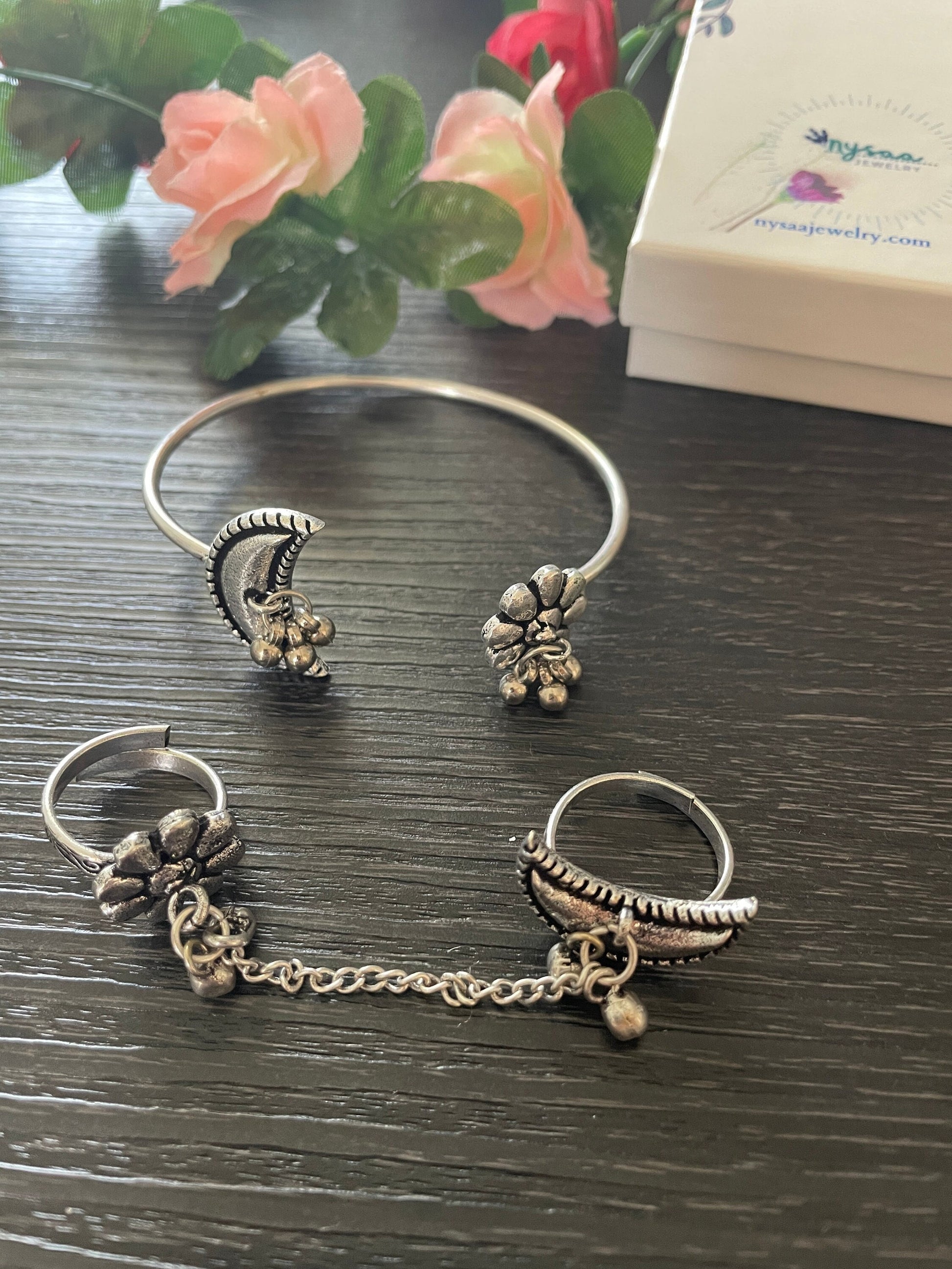 Adjustable chain ring in moon n flower setting | matching bracelet