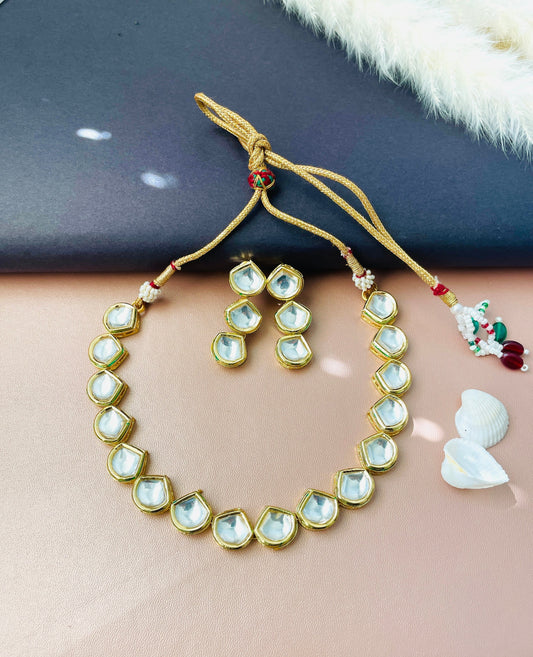 Kundan Gold Plated Necklace Set: Choker and Earrings