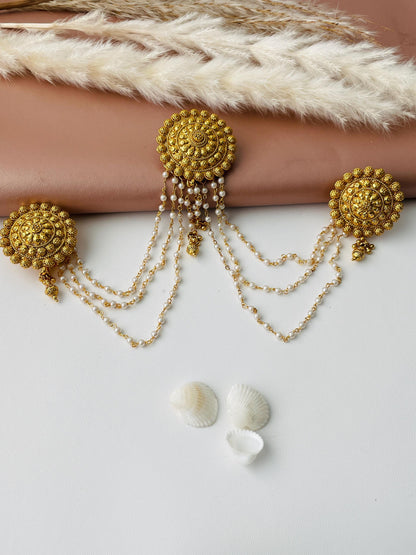 Gold plated pearl hair accessory