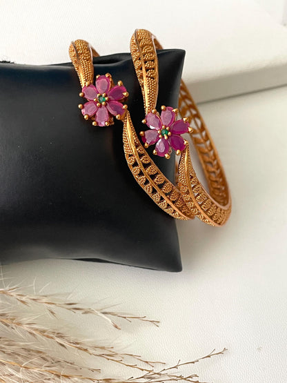 Antique Gold Plated Bangles: Red & Green Flower Lightweight Tode