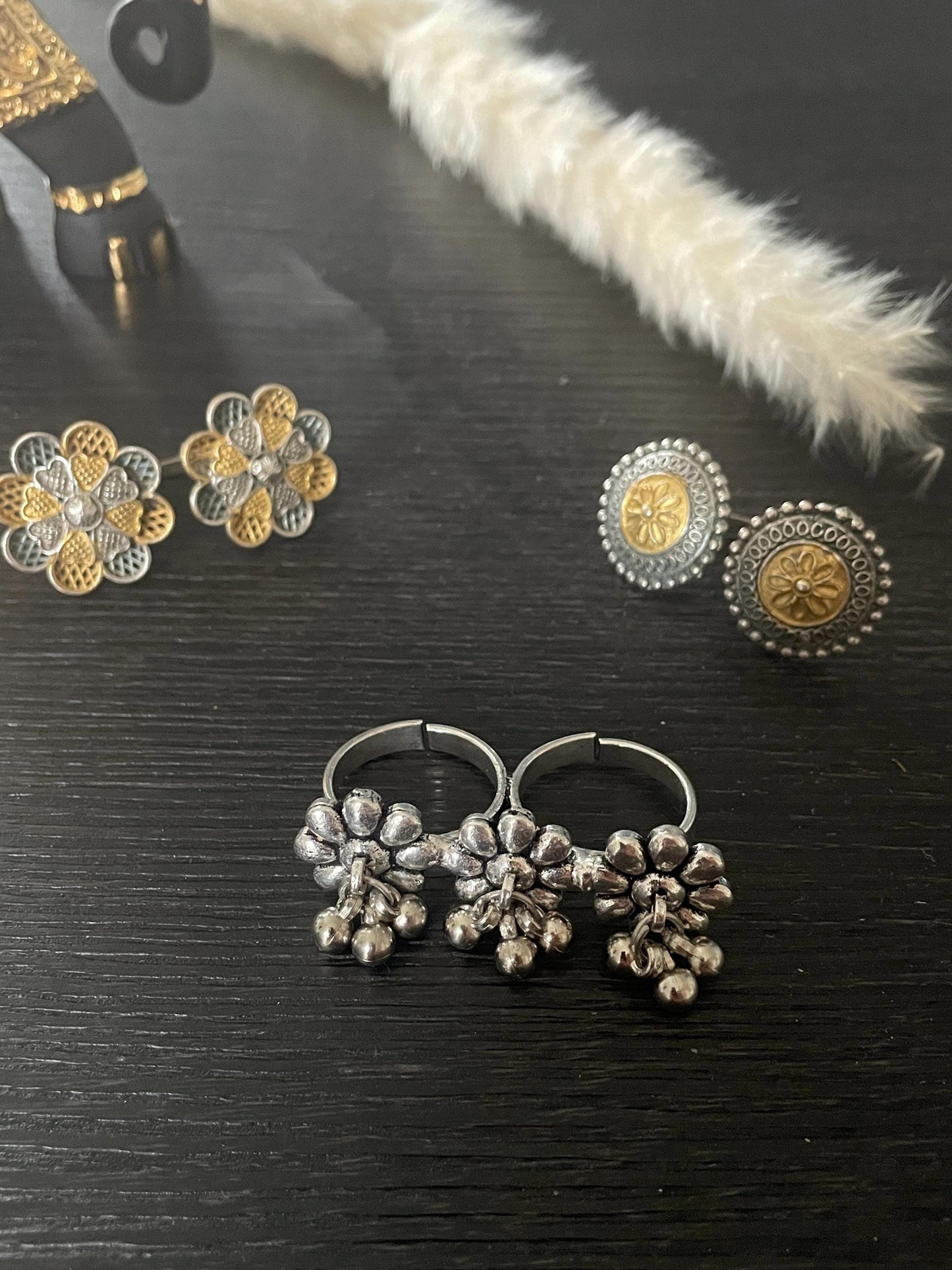 Oxidized Silver Two Finger Ring: Daisy Statement Ring