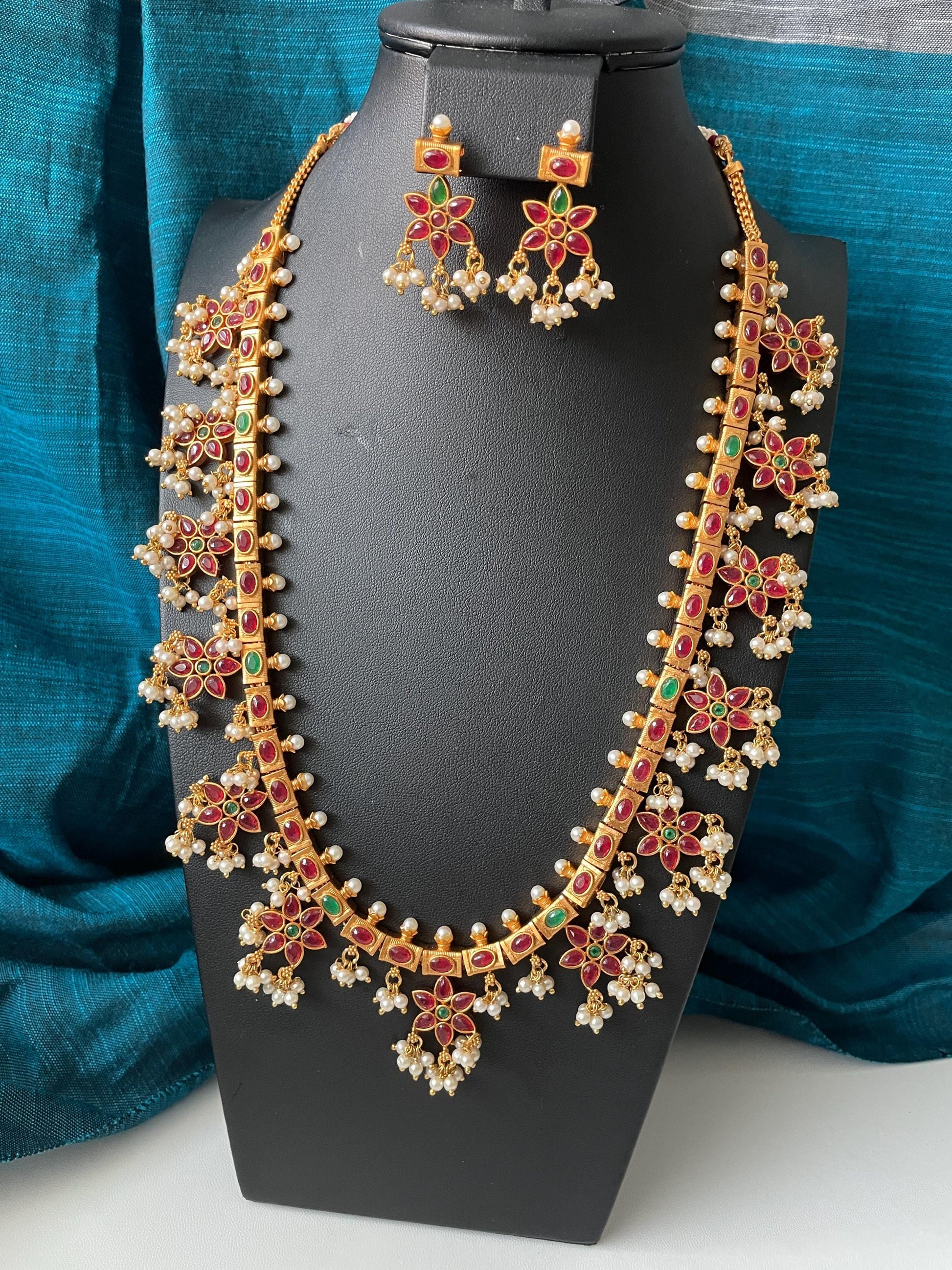 Long Kemp stone necklace guttapasulu comes with matching earrings  a rare find