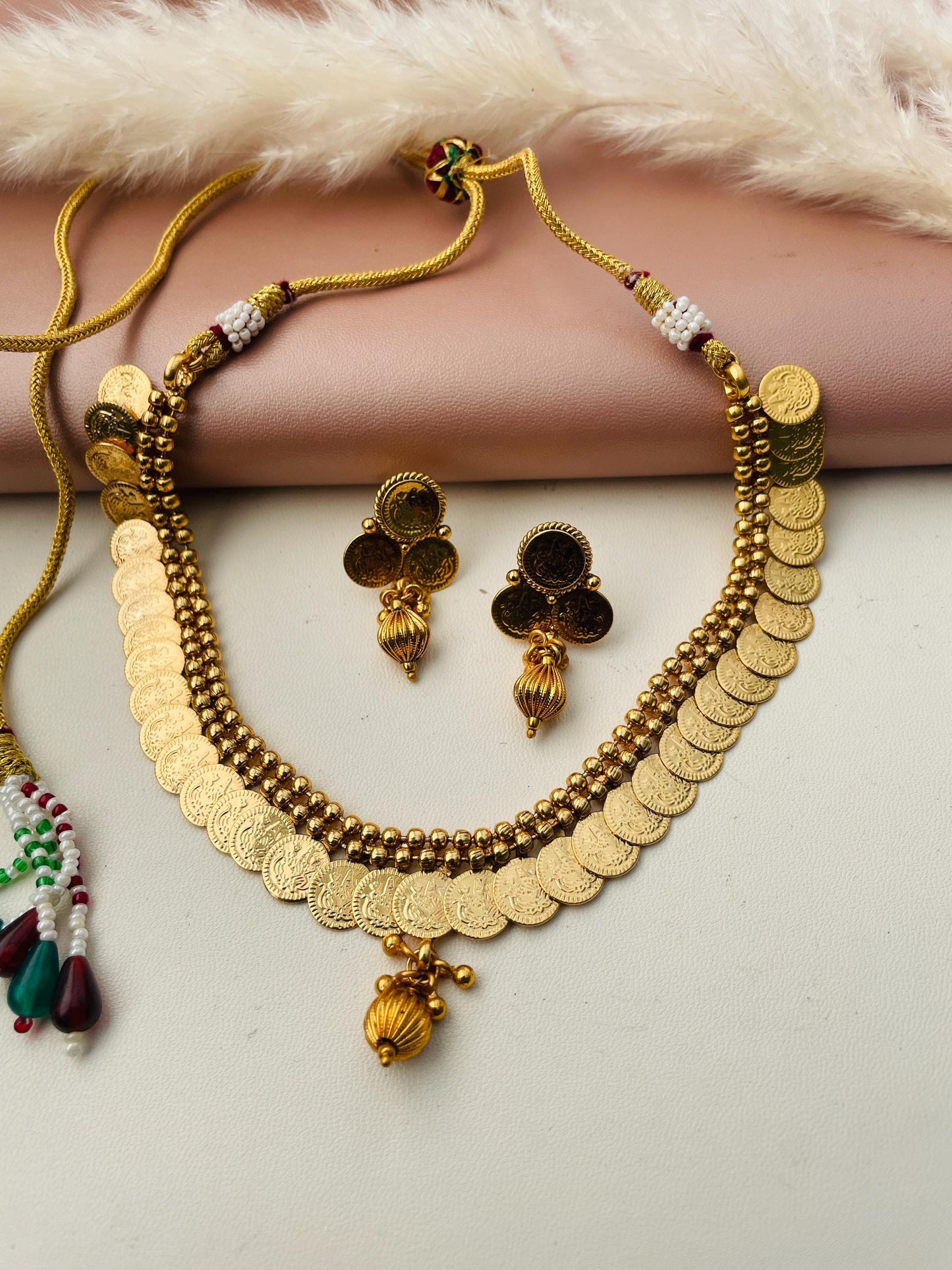 Maharashtrian putali haar or south Indian coin necklace