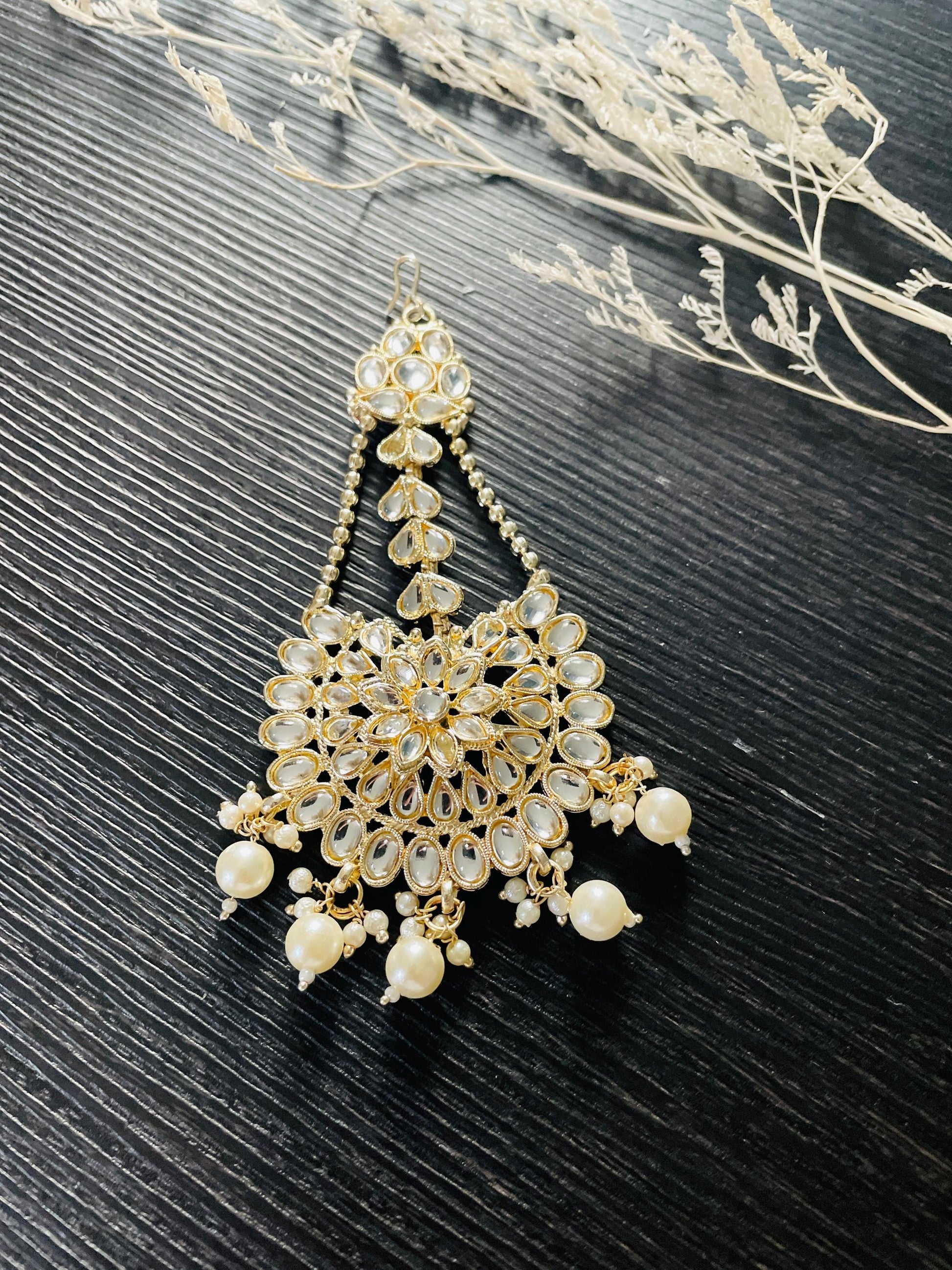 Nysaa big Gold plated Kundan Jhoomar | Gold plated bindi | pearl jhumar | maang tikka | Indian head jewelry | kundan maang tika