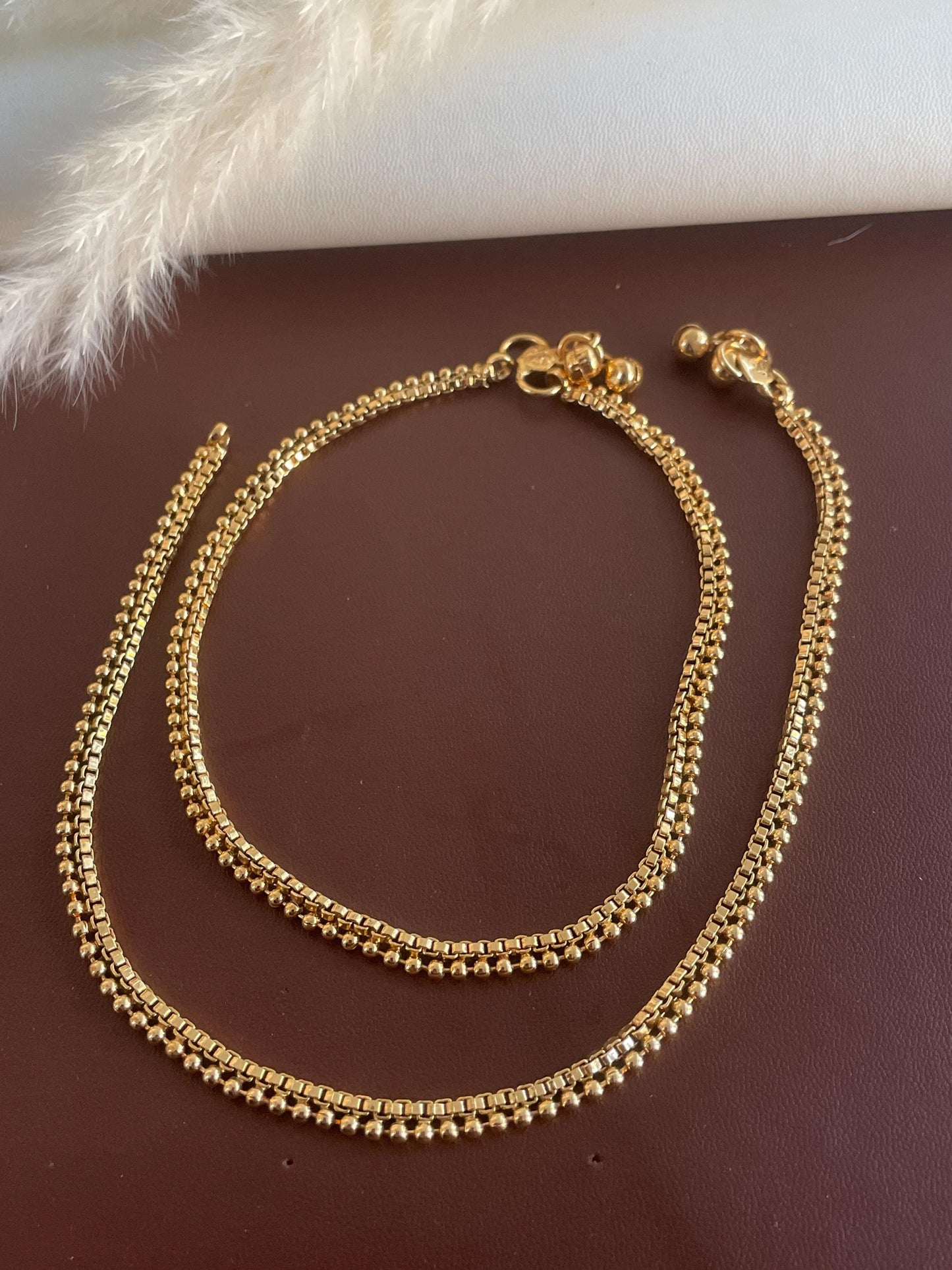 Gold Plated Anklets: Delicate Bridal Foot Jewelry