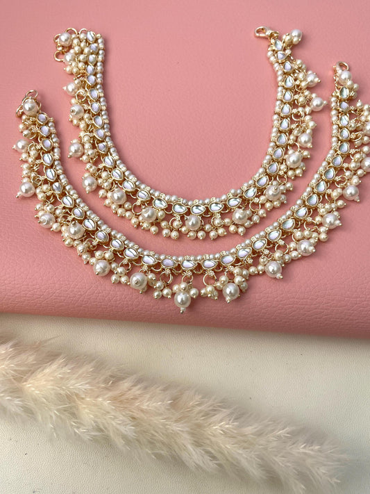 Kundan gold plated anklets for bride