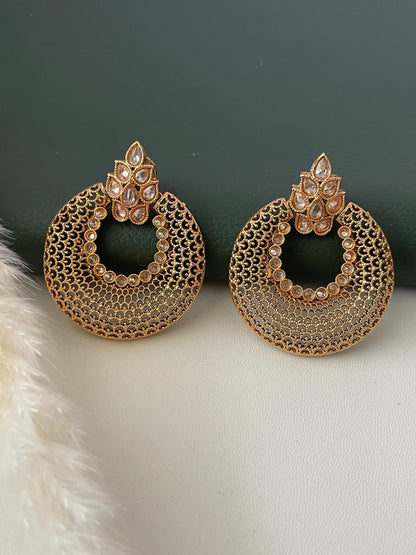 Nysaa gold plated kundan or minakari party earrings