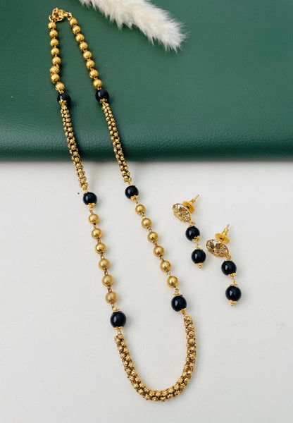 Black beads   Antique gold plated chain necklace set