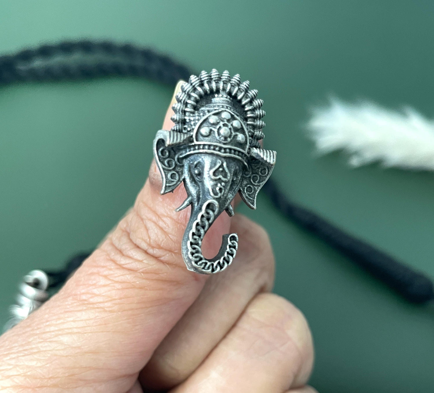 Nysaa Oxidised Ganapati pendant hasli set