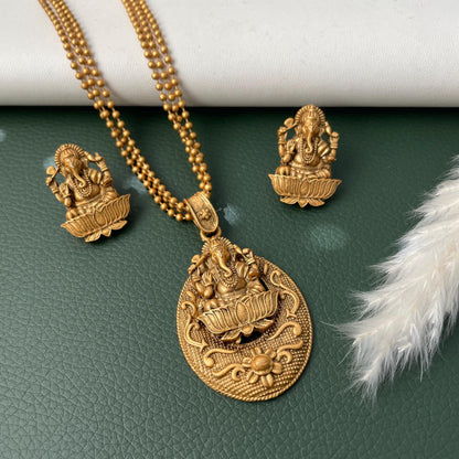 Nysaa Rajawadi polish GaneshJi or Radha Krishna pendent set temple jewelry