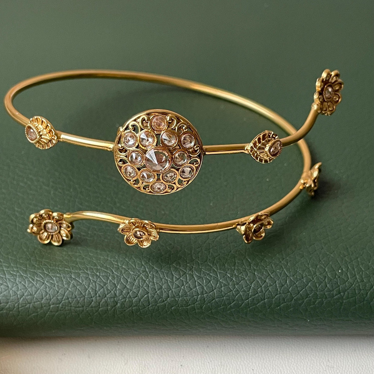 Baju band Armlet Arm band Indian jewlery Adjustable Vamki Gold plated