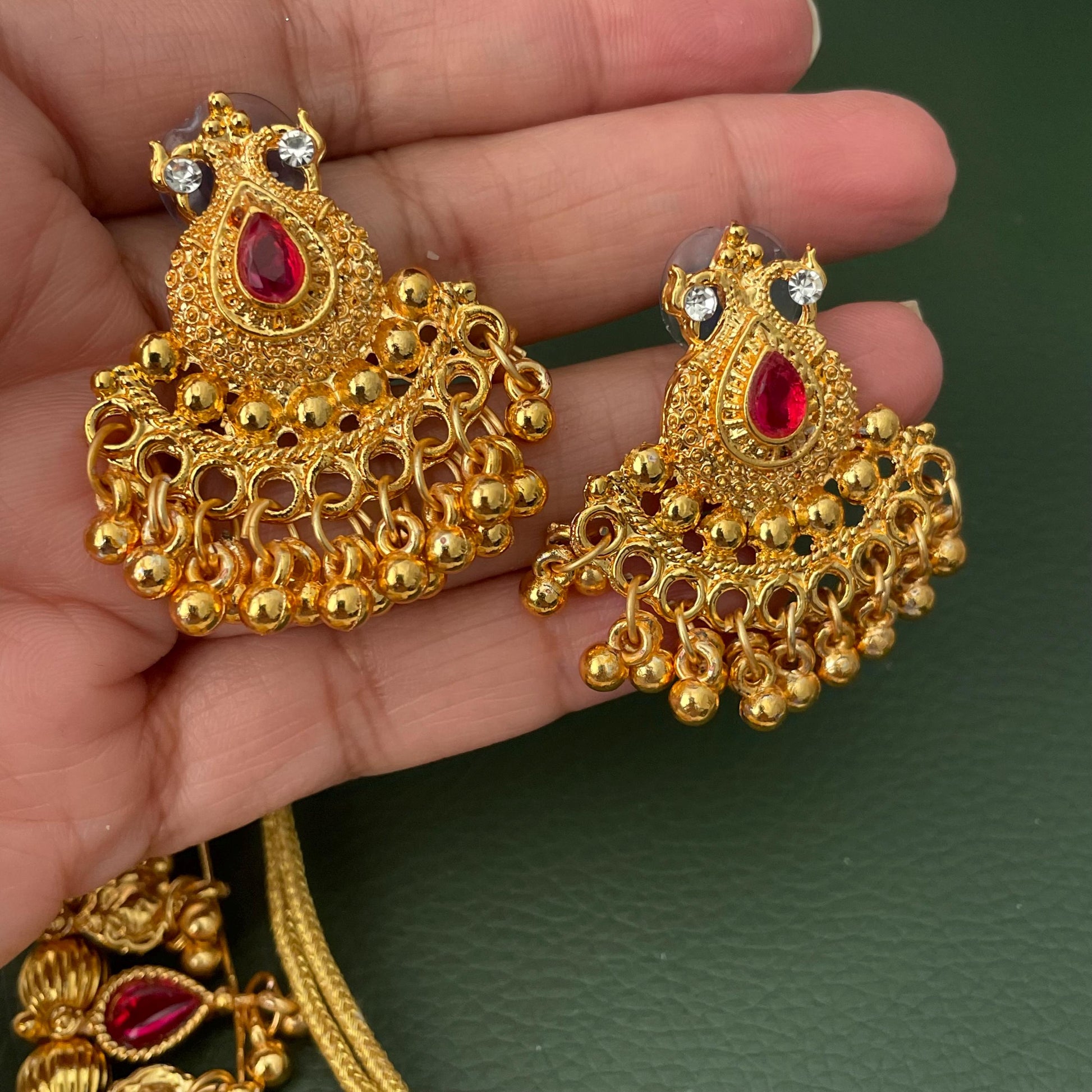 21 Paan Kolhapuri Saaj Necklace: Marathi Bridal Jewelry