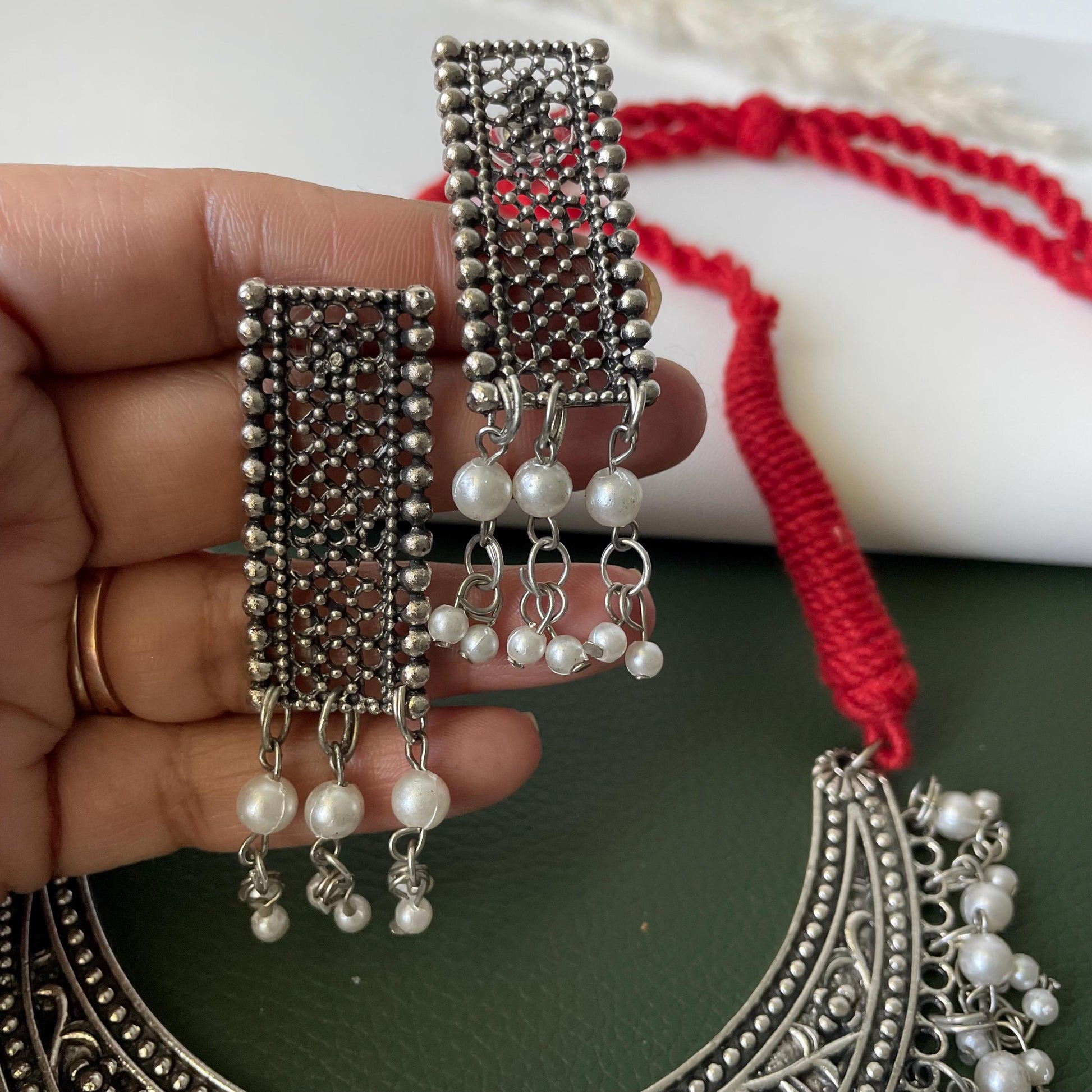 Oxidised thread necklace in red and yellow with matching earrings