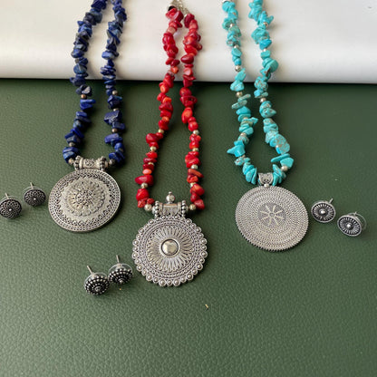 Multicolored Oxidised pendant gemstone chip irregular shaped necklace set