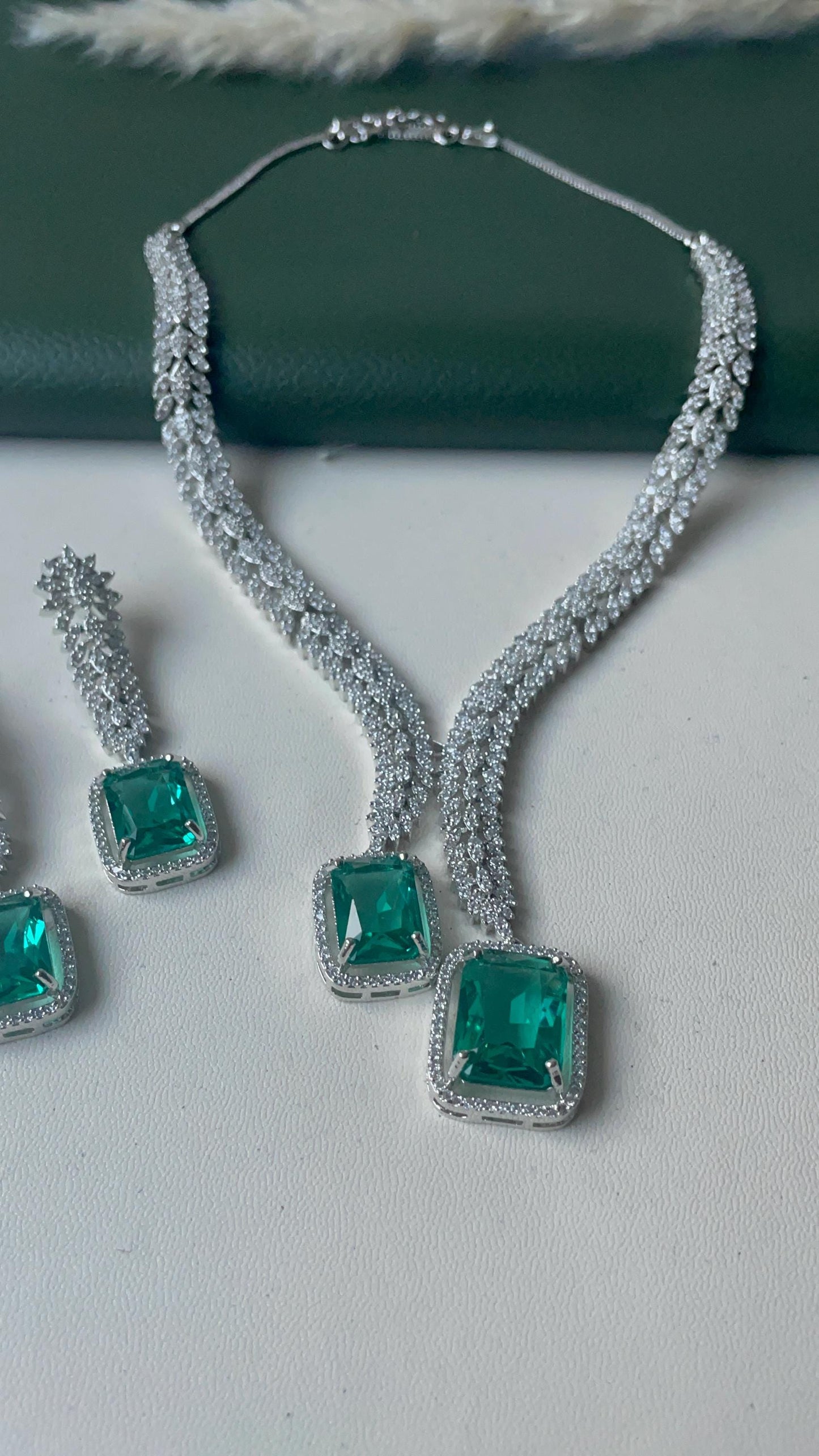 Cubic zirconia wedding necklace set