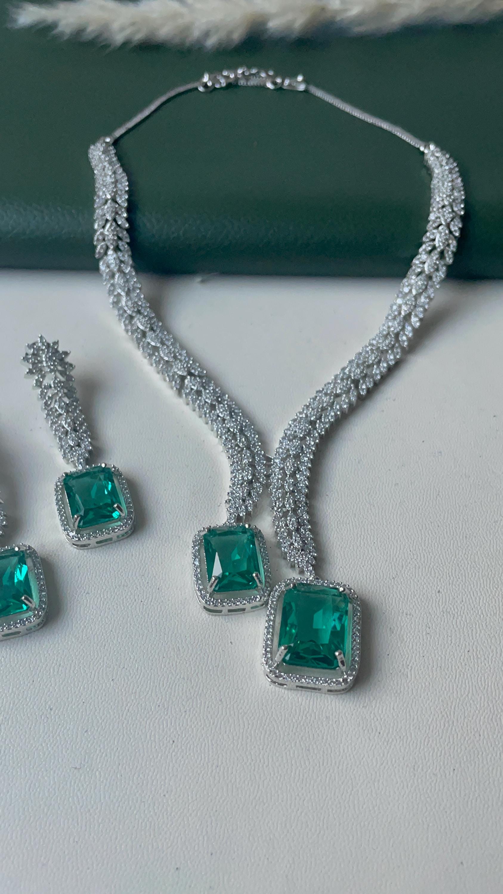 Cubic zirconia wedding necklace set