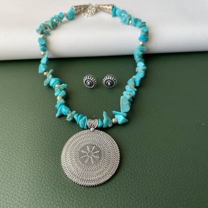 Multicolored Oxidised pendant gemstone chip irregular shaped necklace set