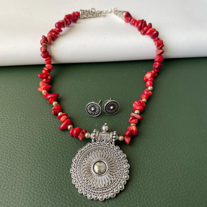 Multicolored Oxidised pendant gemstone chip irregular shaped necklace set