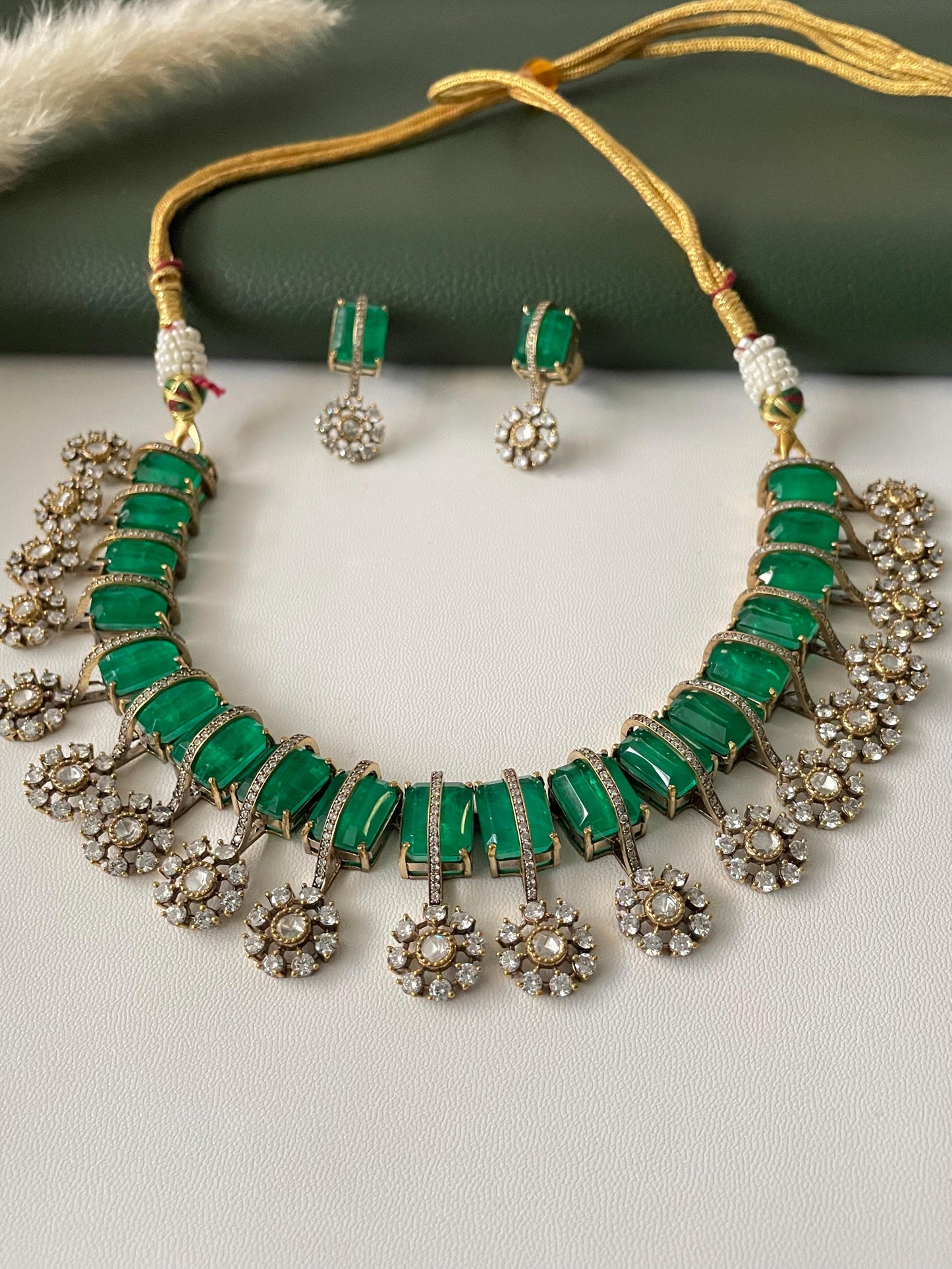 Nysaa gold plated kundan CZ pendant trendy hasli with earrings