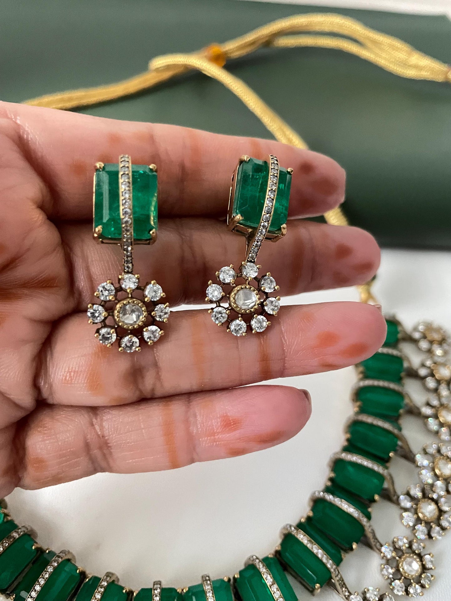 Nysaa gold plated kundan CZ pendant trendy hasli with earrings