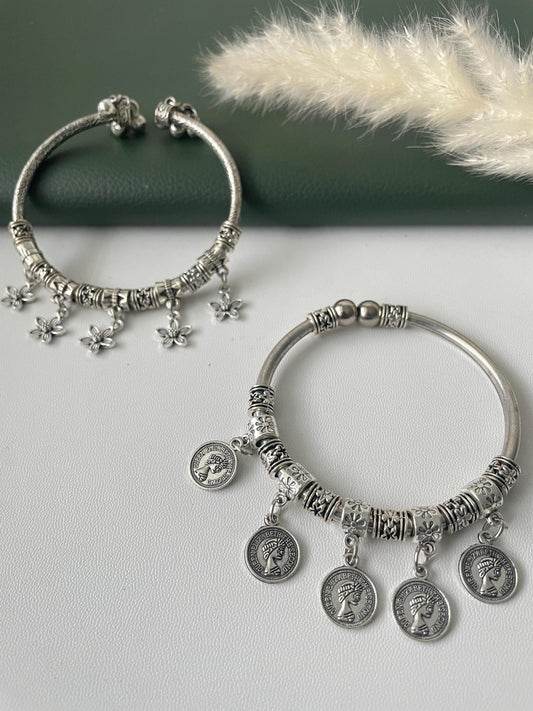 Oxidized charm bracelet