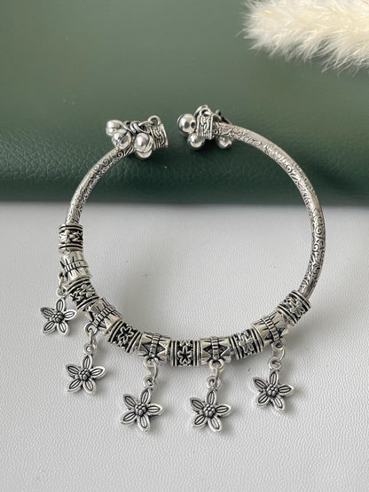 Oxidized charm bracelet