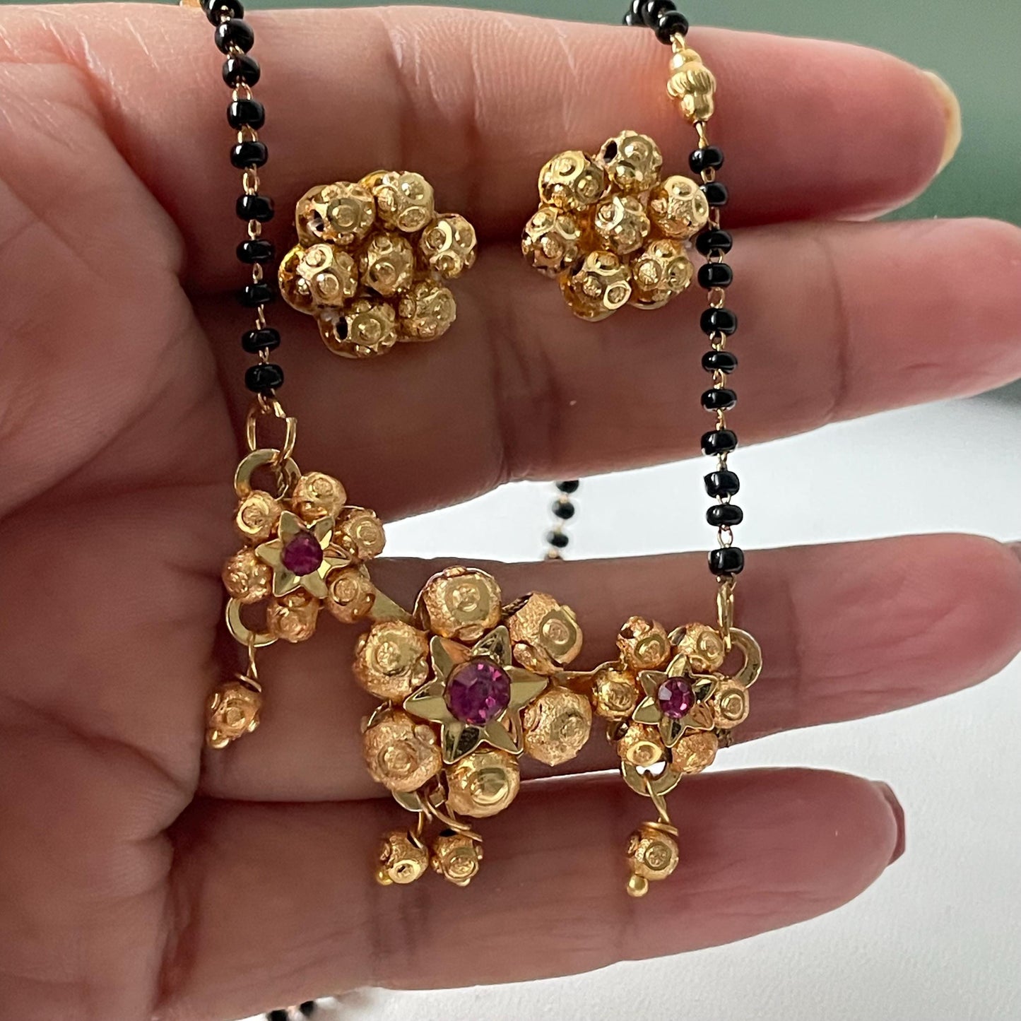 Traditional Maharashtrian kudi black beads mangalsutra