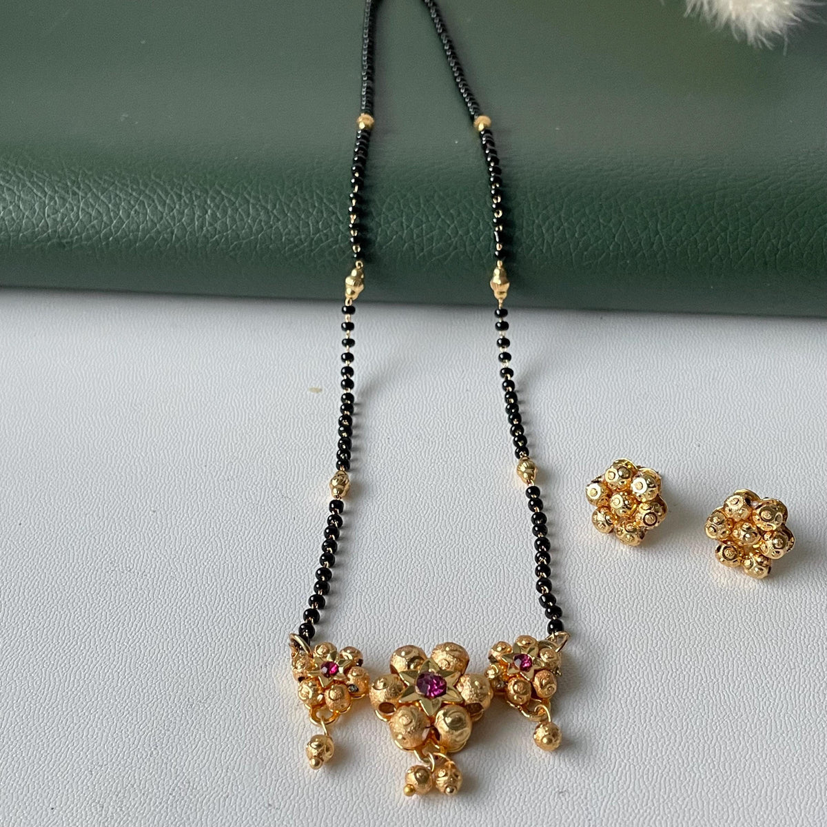 Traditional Maharashtrian kudi black beads mangalsutra
