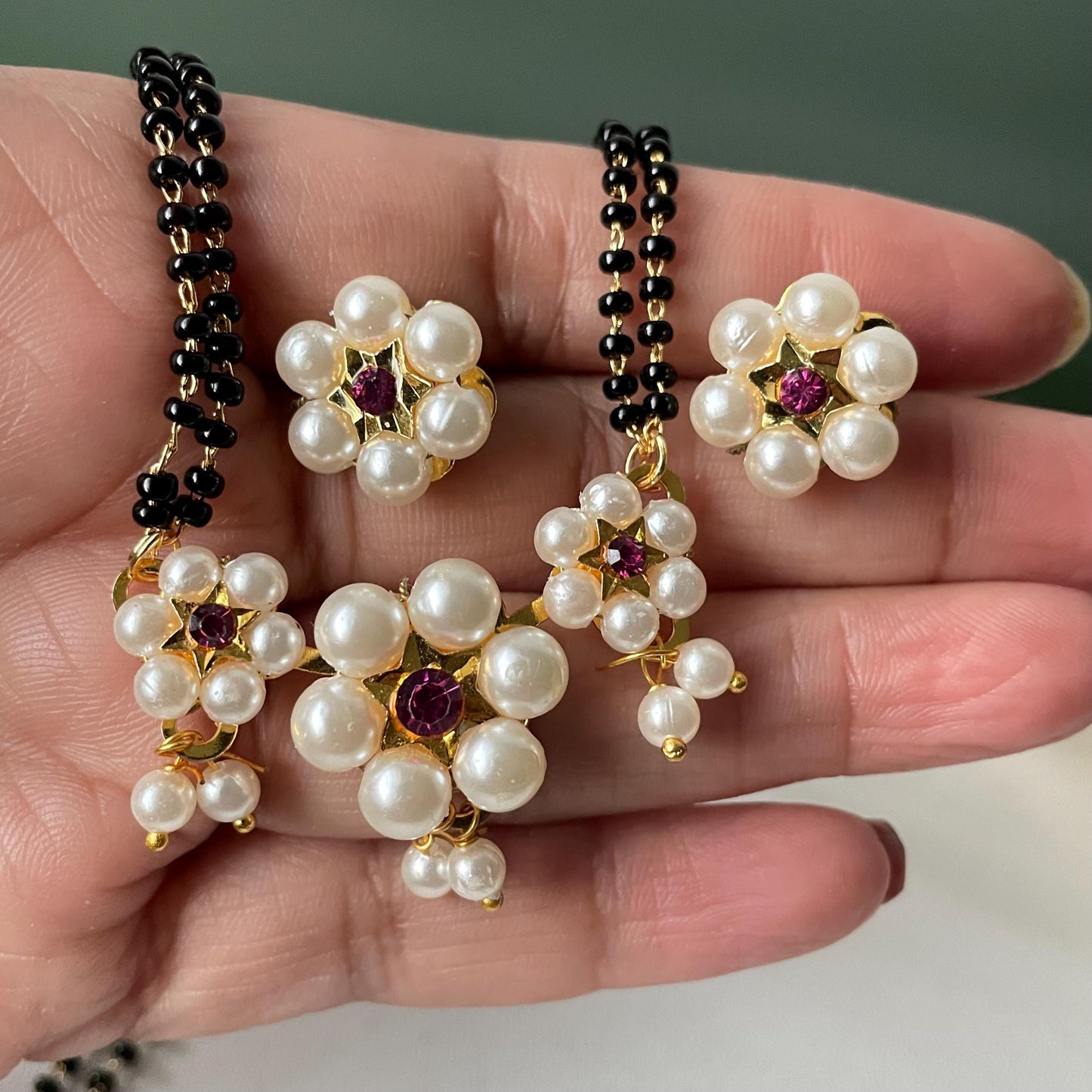 Traditional Maharashtrian kudi black beads mangalsutra