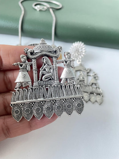 Oxidized doli pendent necklace set