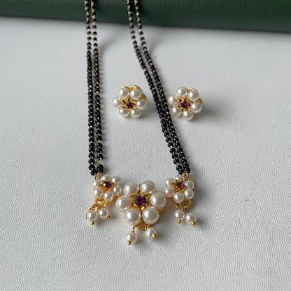 Traditional Maharashtrian kudi black beads mangalsutra