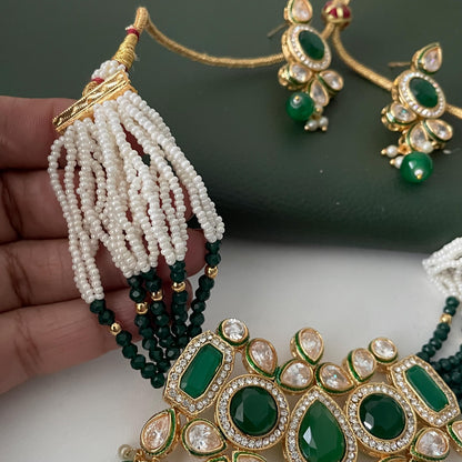 Green gold plated Kundan Choker Necklace Set or a collar neckpiece