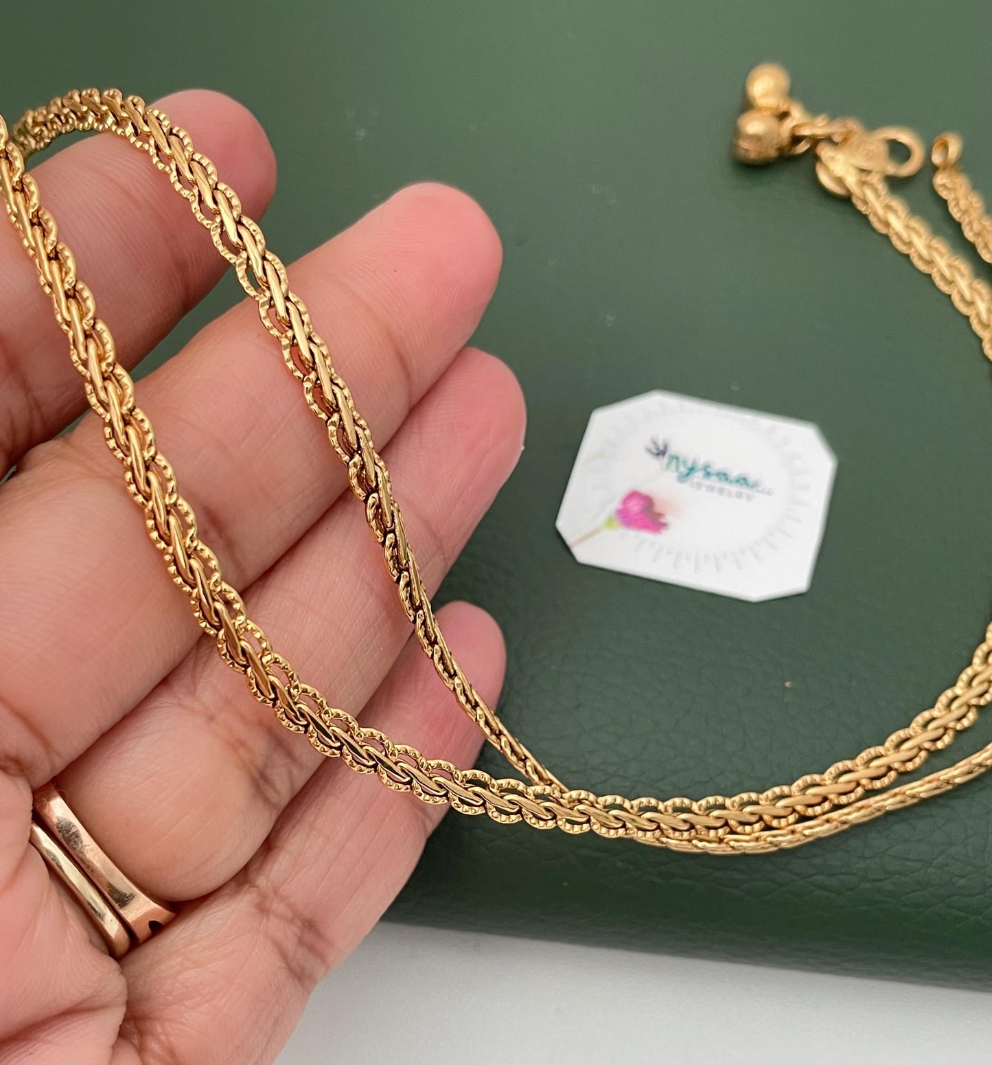 Gold Plated Anklets: Delicate Design Payal